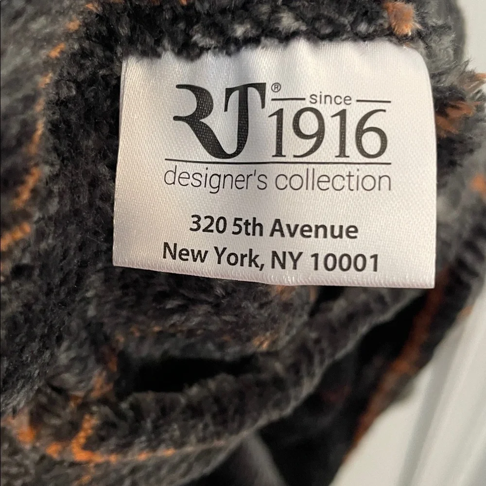 RAMALLAH TRADING CO RT 1916 DESIGNER’S COLLECTION PLUSH HALLOWEEN THROW BLANKET